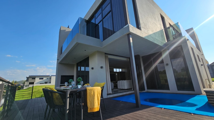 3 Bedroom Property for Sale in The Islands Estates North West